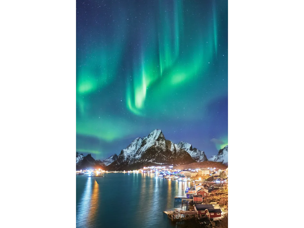 Northen Lights Chase Small  Group Tour With Hot Drink  & Photo Session